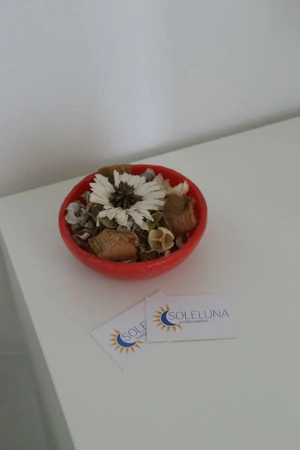 Gasthuis Soleluna Fiera 6 Rooms Bologna Italië