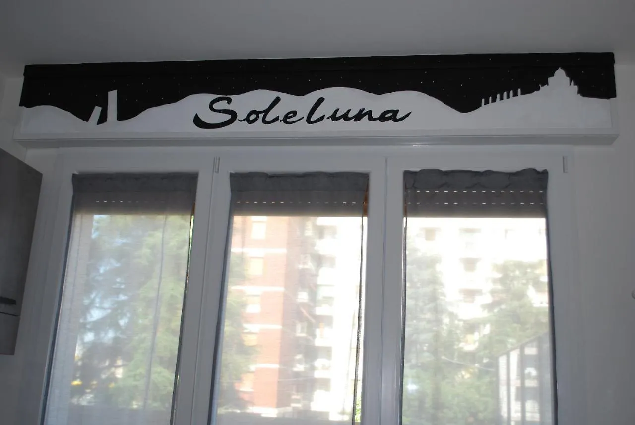 Pensión SoleLuna Fiera 6 Rooms Bolonia